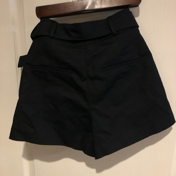 Aritzia Babaton Dress Shorts with Tie-Waist Black - Picture 2 of 3